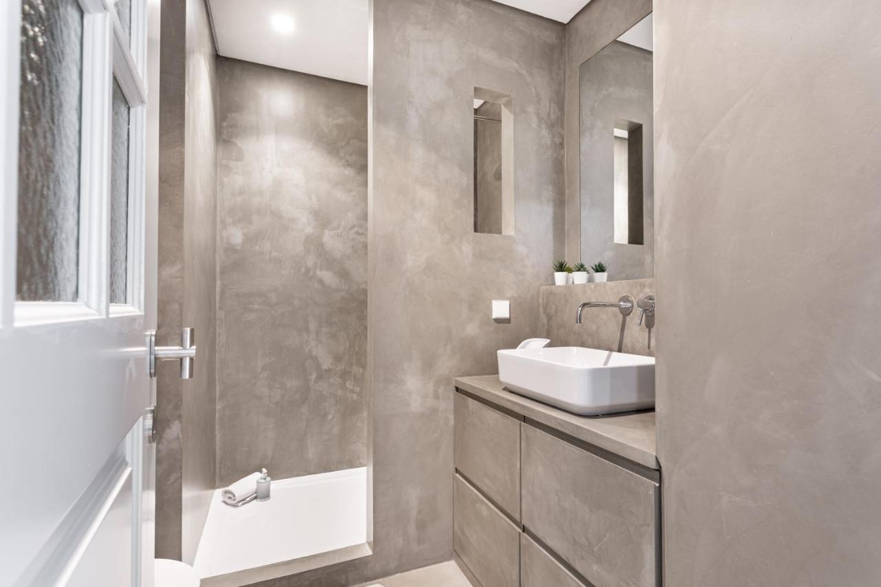 Joivy Superb 1-br Flat Near Jardim Da Estrela * Lisbon
